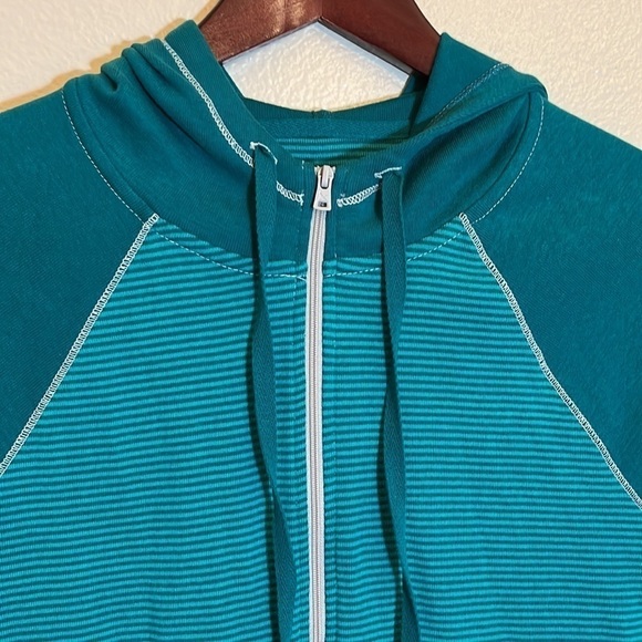 Eddie Bauer Green Zipper Athletic Hoodie - Picture 2 of 14